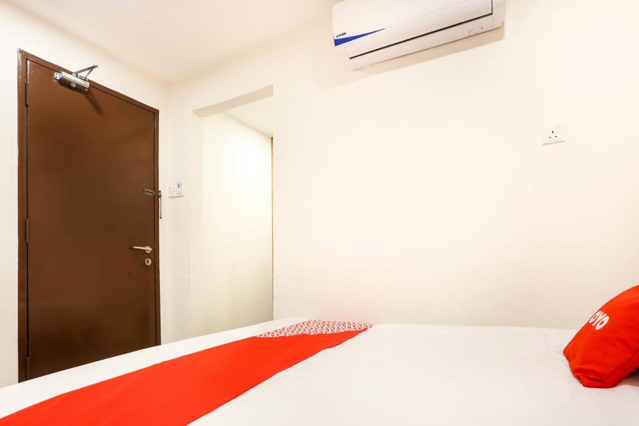 Malacca Dyaya Hotel מראה חיצוני תמונה